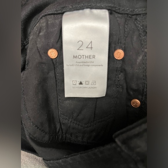 Mother Insider Crop Step Fray in Not Guilty Black Asymmetrical Raw Cut Hem Jeans - Picture 3 of 13